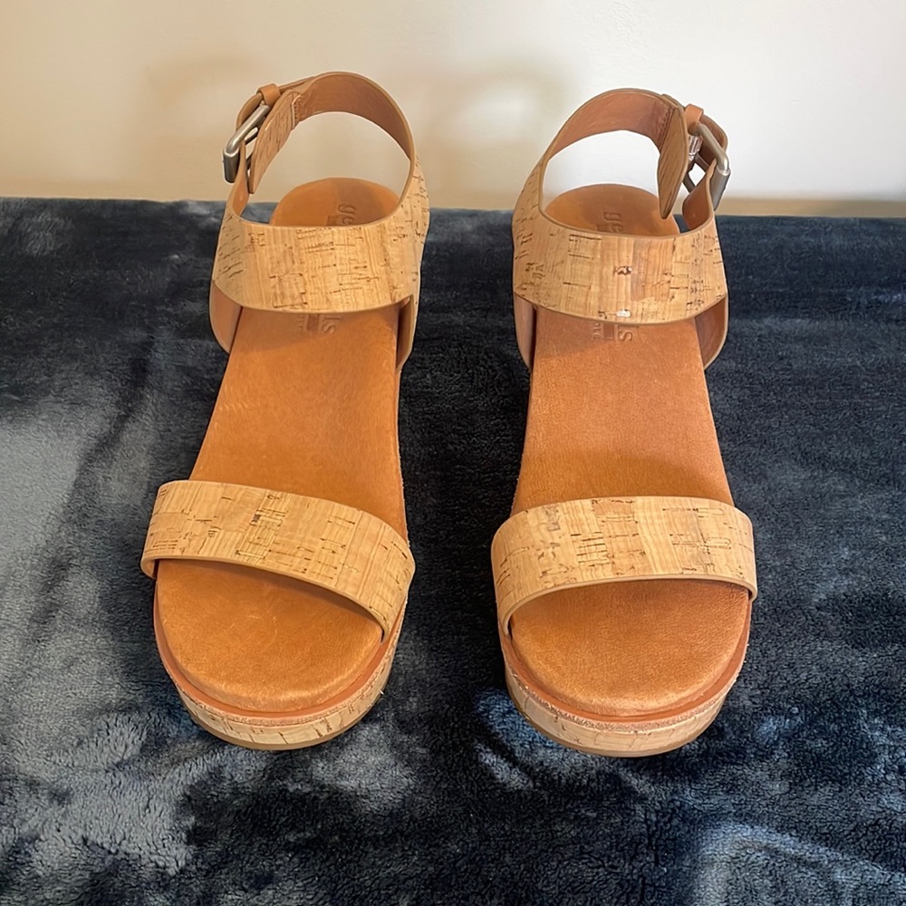 Gentle Souls Judi wedge sandals